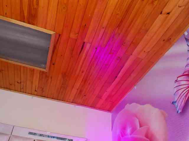 emiliclark webcam