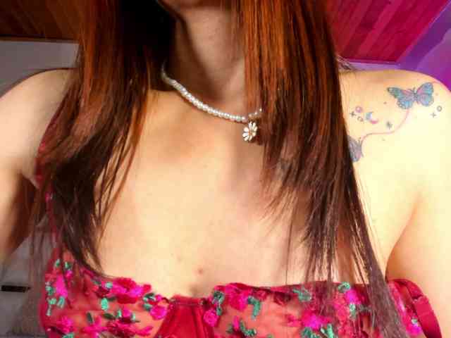 emiliclark webcam