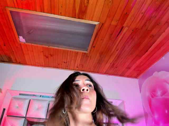 emiliclark emiliclark