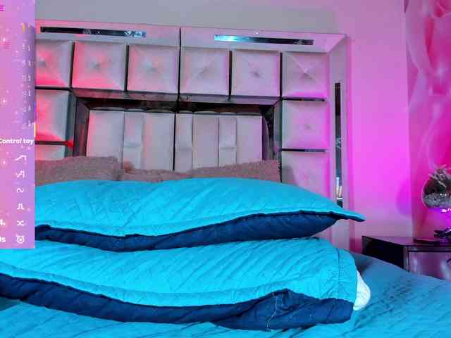 emiliclark emiliclark