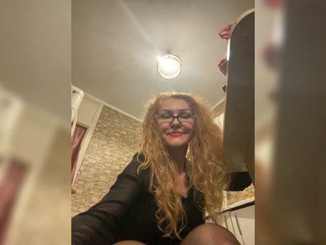 Ritia's BongaCams show and profile