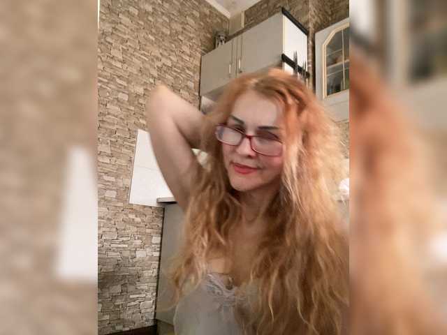 Ritia's BongaCams show and profile