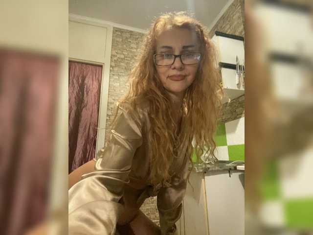 Ritia's BongaCams show and profile