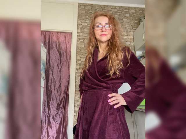 Ritia's BongaCams show and profile