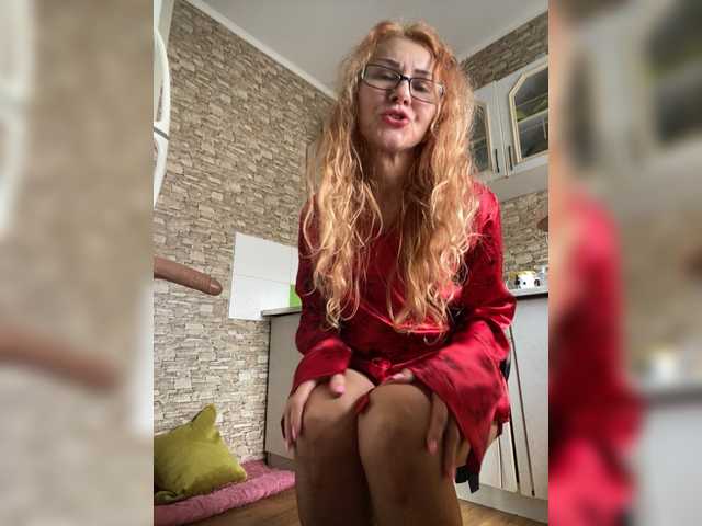 Ritia's BongaCams show and profile