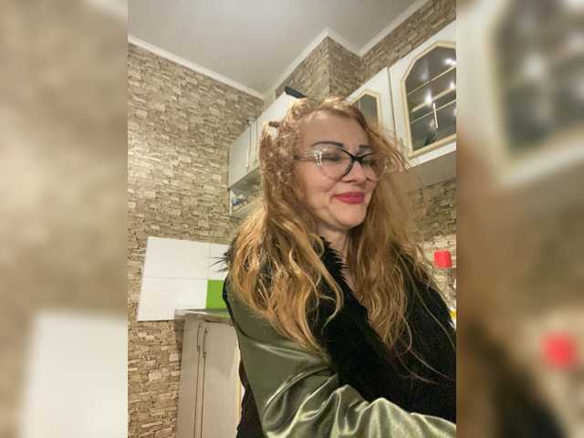 Ritia's BongaCams show and profile