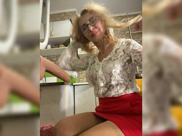 Ritia from BongaCams