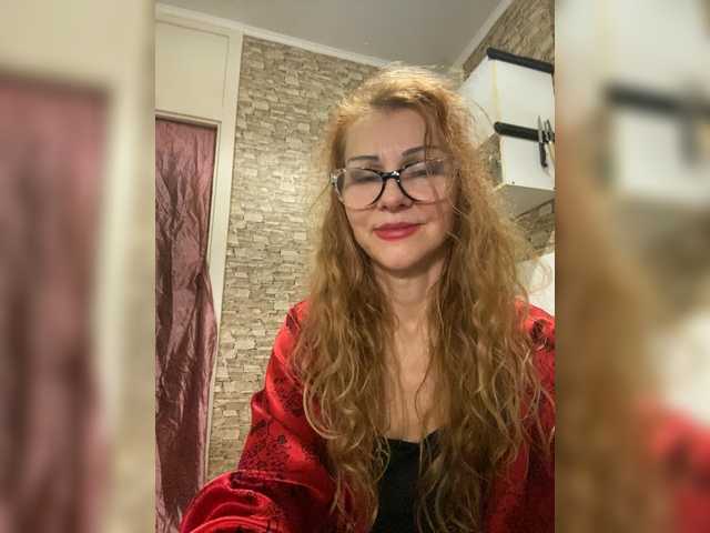 Ritia's BongaCams show and profile