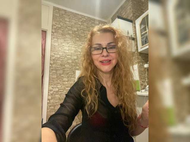 Ritia's BongaCams show and profile