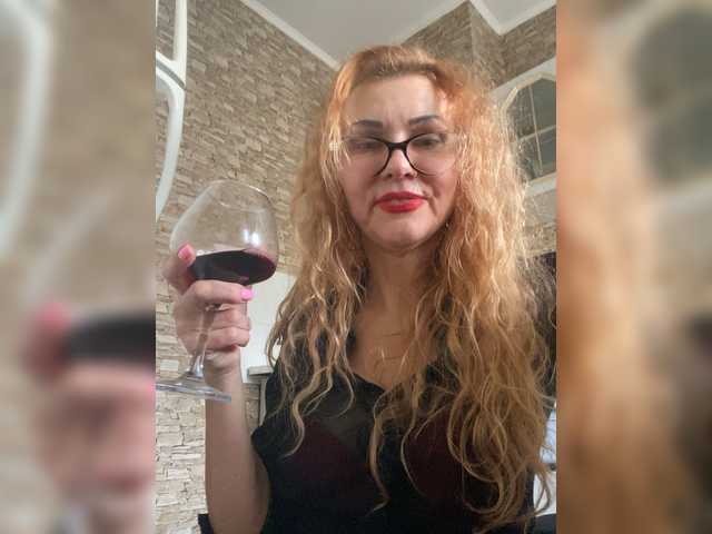 Ritia's BongaCams show and profile