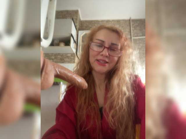 Ritia's BongaCams show and profile