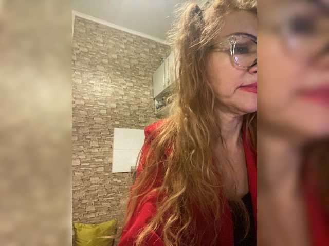 Ritia's BongaCams show and profile