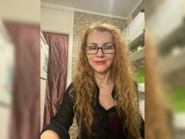 Ritia's BongaCams show and profile