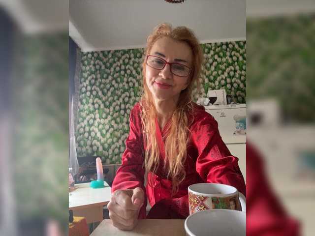 Ritia's BongaCams show and profile