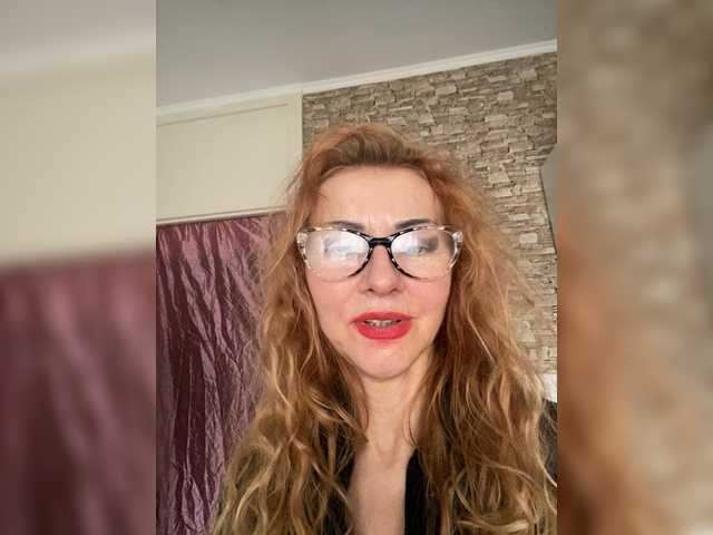 Ritia's BongaCams show and profile