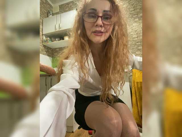 Ritia's BongaCams show and profile