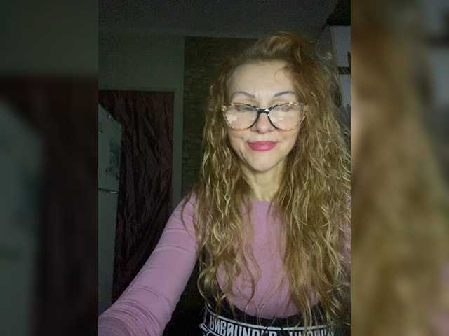 Ritia's BongaCams show and profile