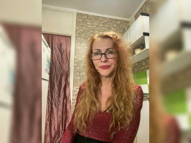 Ritia's BongaCams show and profile