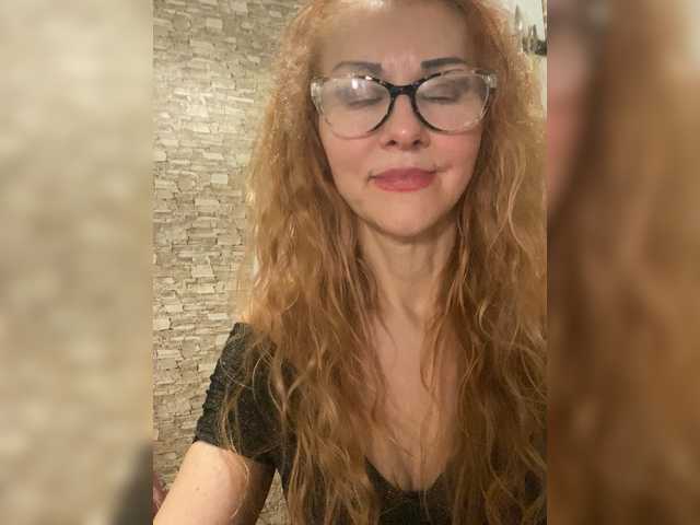 Ritia's BongaCams show and profile