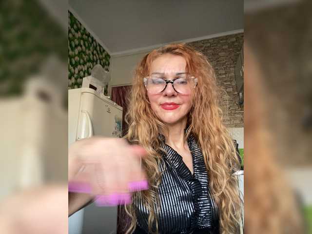 Ritia's BongaCams show and profile