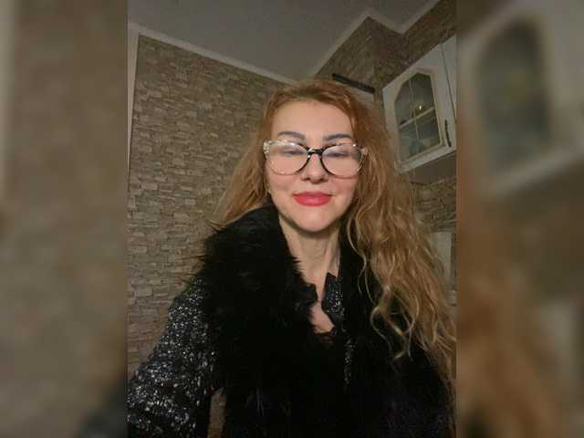 Ritia's BongaCams show and profile