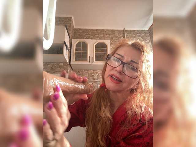 Ritia's BongaCams show and profile