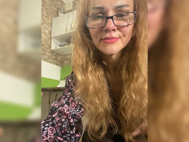 эросцена Ritia