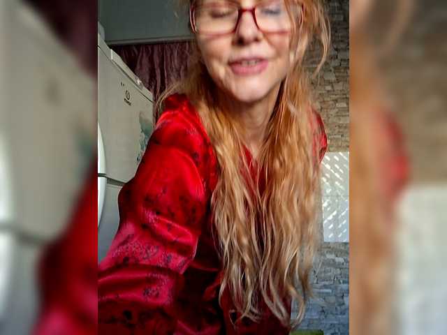 Ritia's BongaCams show and profile