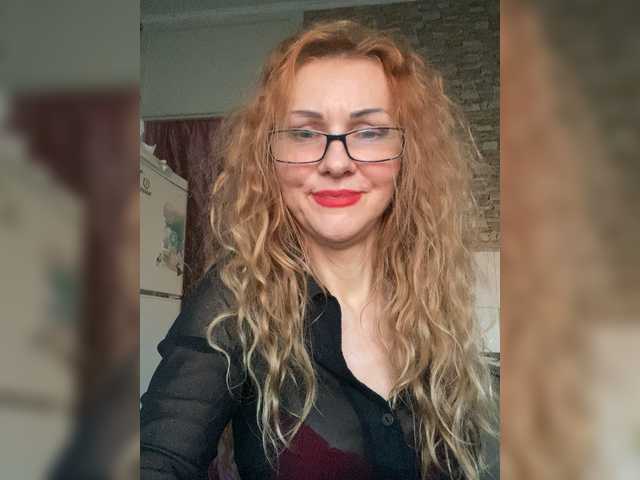 Ritia's BongaCams show and profile