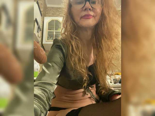 Ritia's BongaCams show and profile