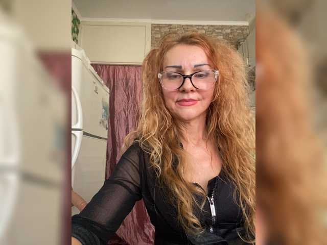 Ritia's BongaCams show and profile