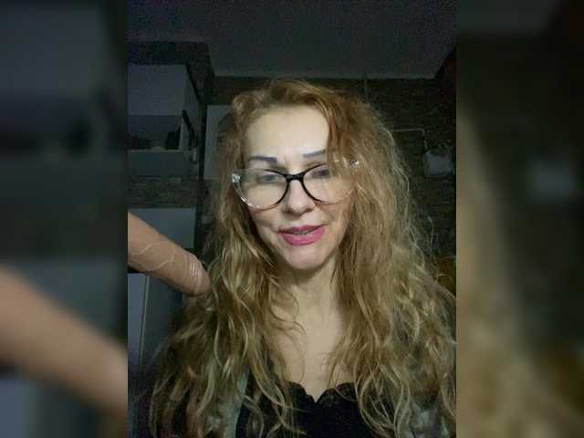 Ritia's BongaCams show and profile