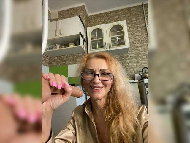 Ritia - versed streamer for a playful live display Ritia from BongaCams