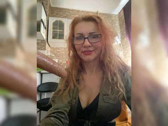 Ritia's BongaCams show and profile