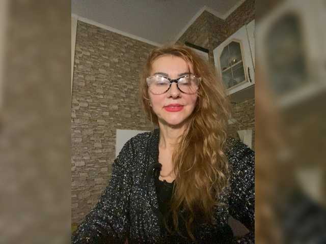 Ritia's BongaCams show and profile