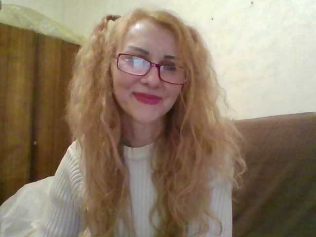 Ritia's BongaCams show and profile