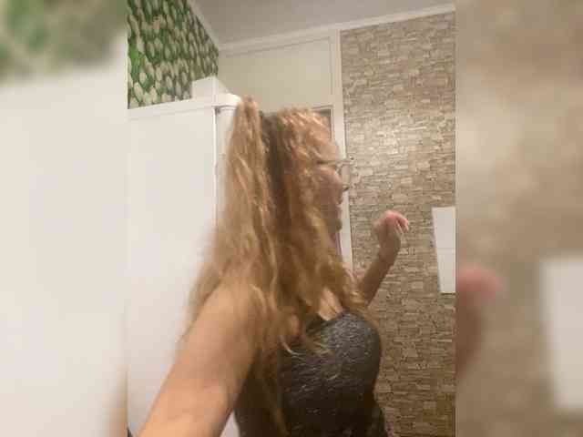 Ritia Live Webcam on BongaCams