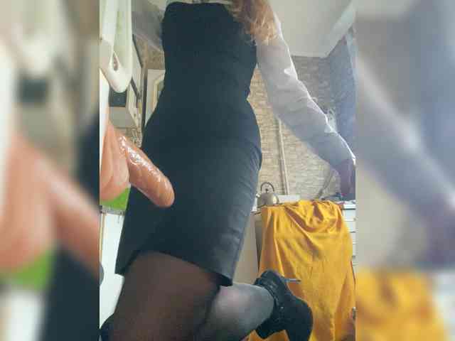 Ritia Live Webcam on BongaCams