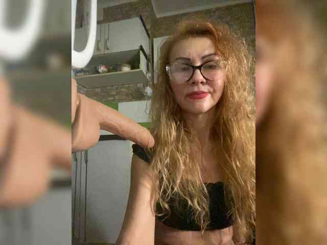 Ritia Live Webcam on BongaCams