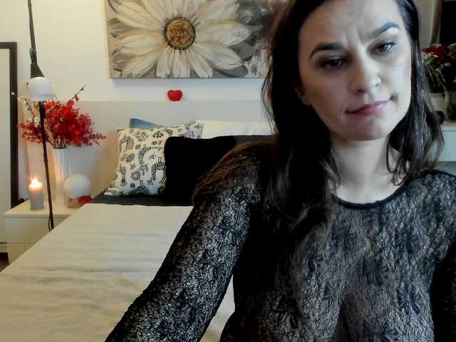 CassidyJoy's BongaCams show and profile