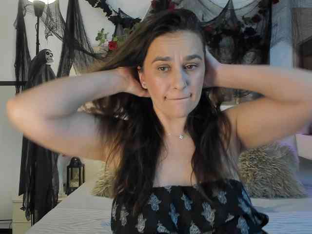 CassidyJoy webcam