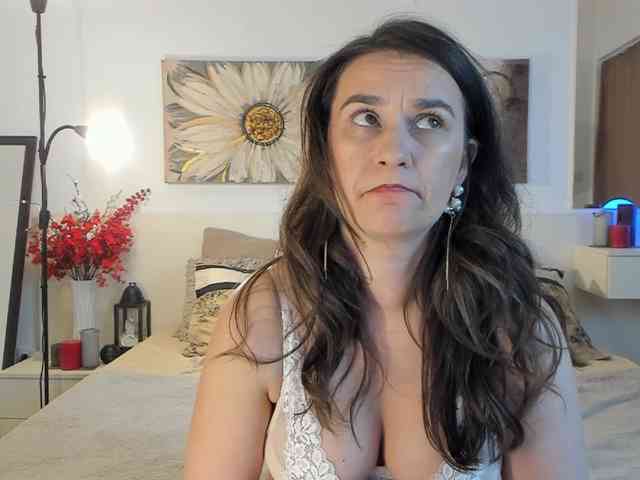 CassidyJoy webcam