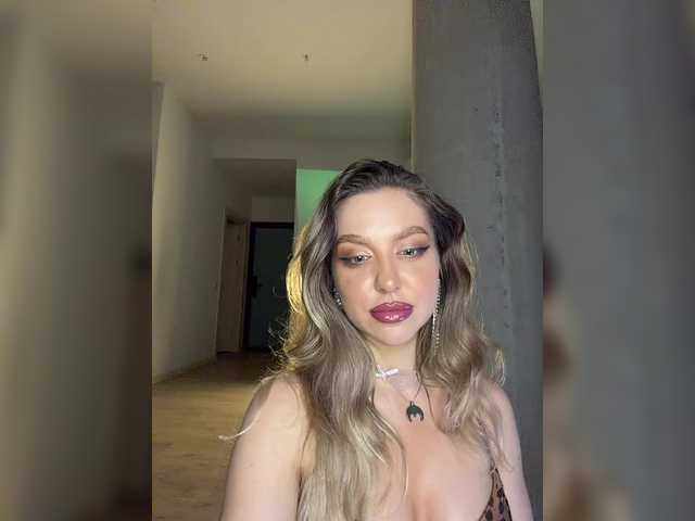 MistressX555's BongaCams show and profile