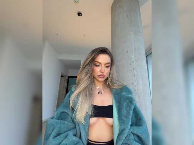 MistressX555's BongaCams show and profile