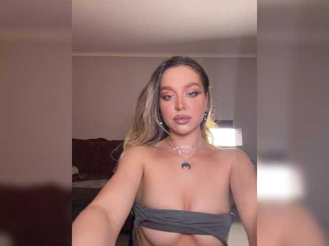 MistressX555's BongaCams show and profile