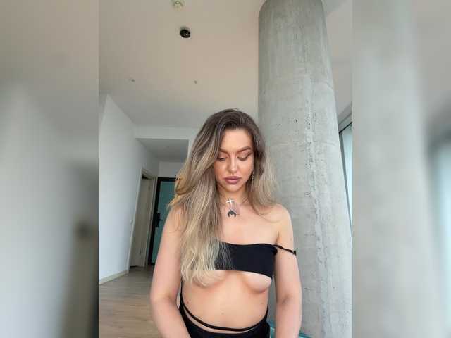 MistressX555's BongaCams show and profile