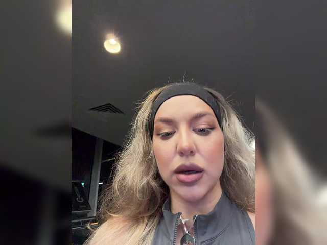 MistressX555's BongaCams show and profile