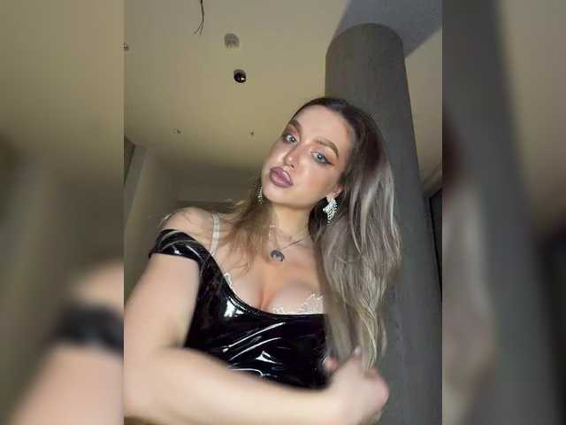 MistressX555's BongaCams show and profile