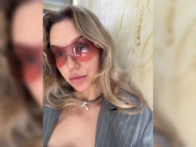 MistressX555
