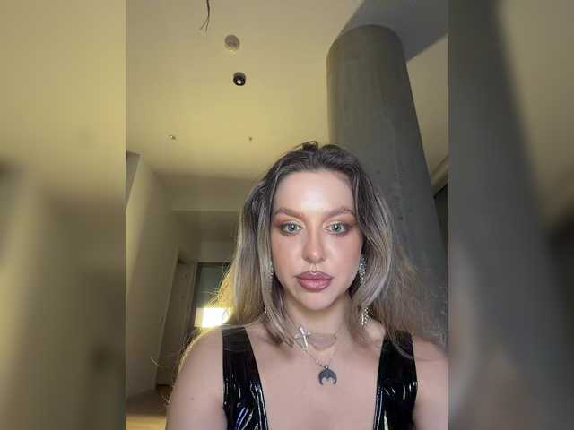 MistressX555's BongaCams show and profile